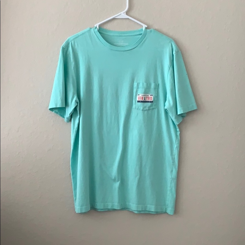 Vineyard vines T-shirt